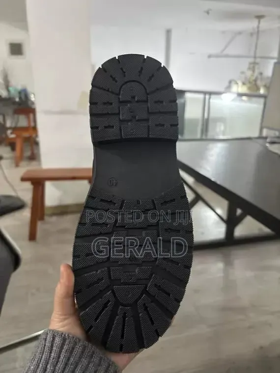 Original Brand New Classic Leader Office Shoe