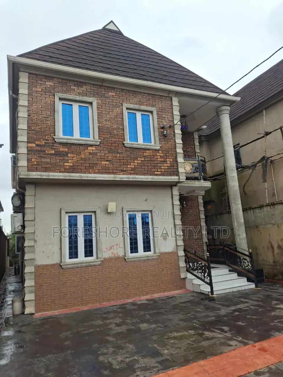 4bdrm Duplex in Ayobo for sale