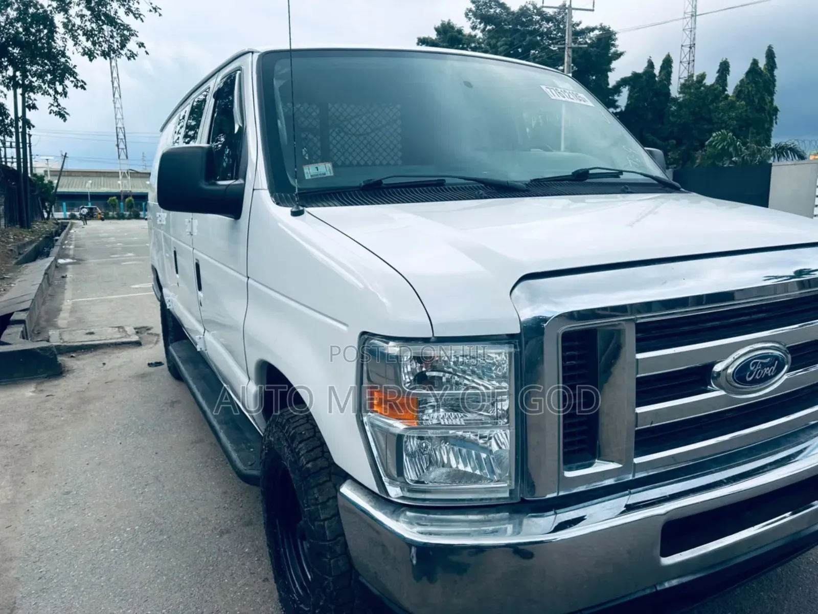 Ford E250 2014 White