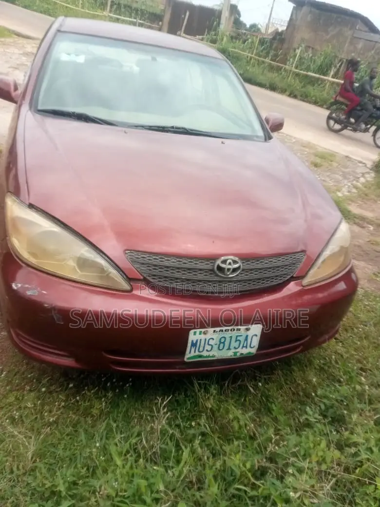 Toyota Camry 2004 Pink