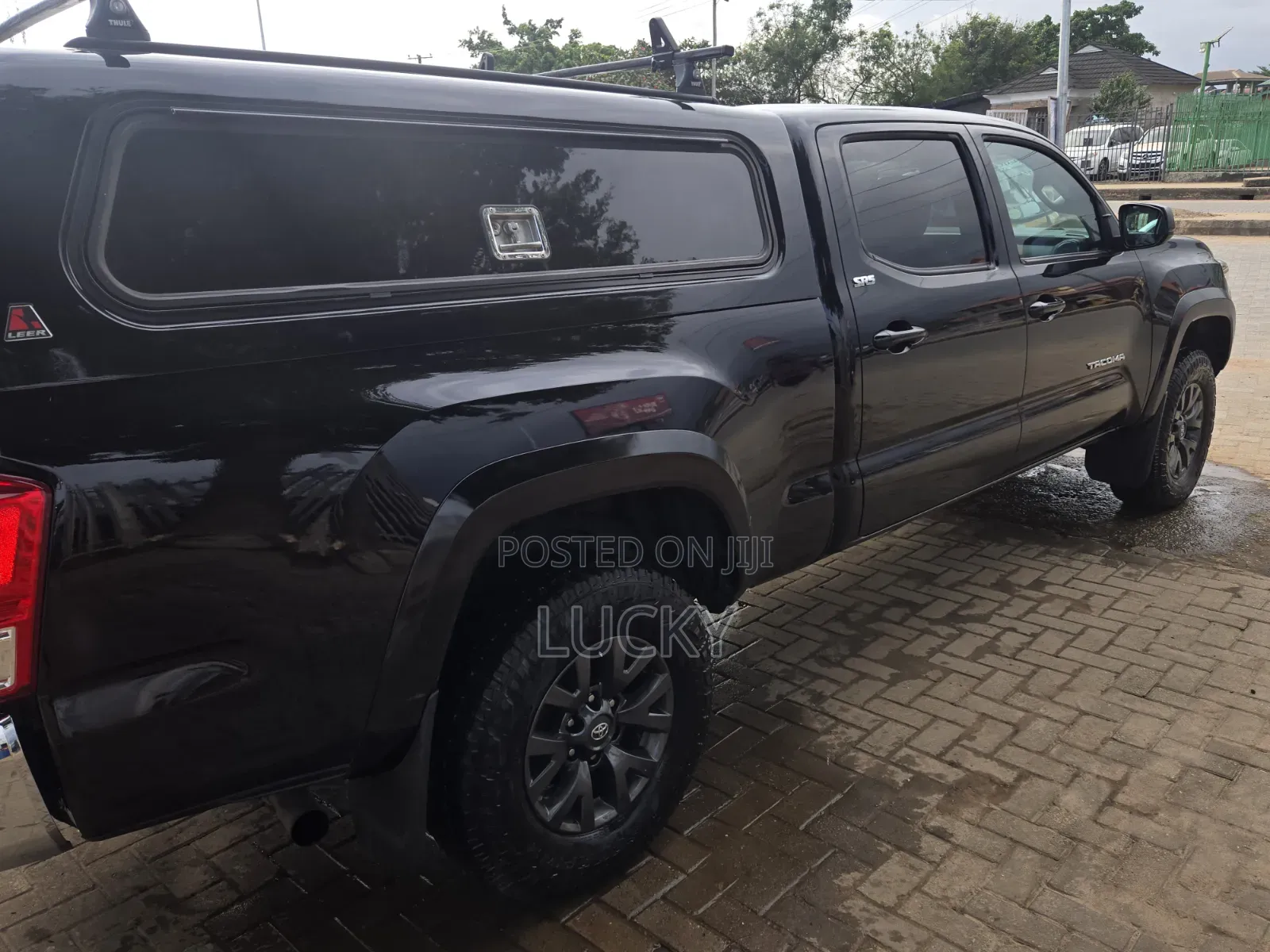 Toyota Tacoma SR5 2022 Black