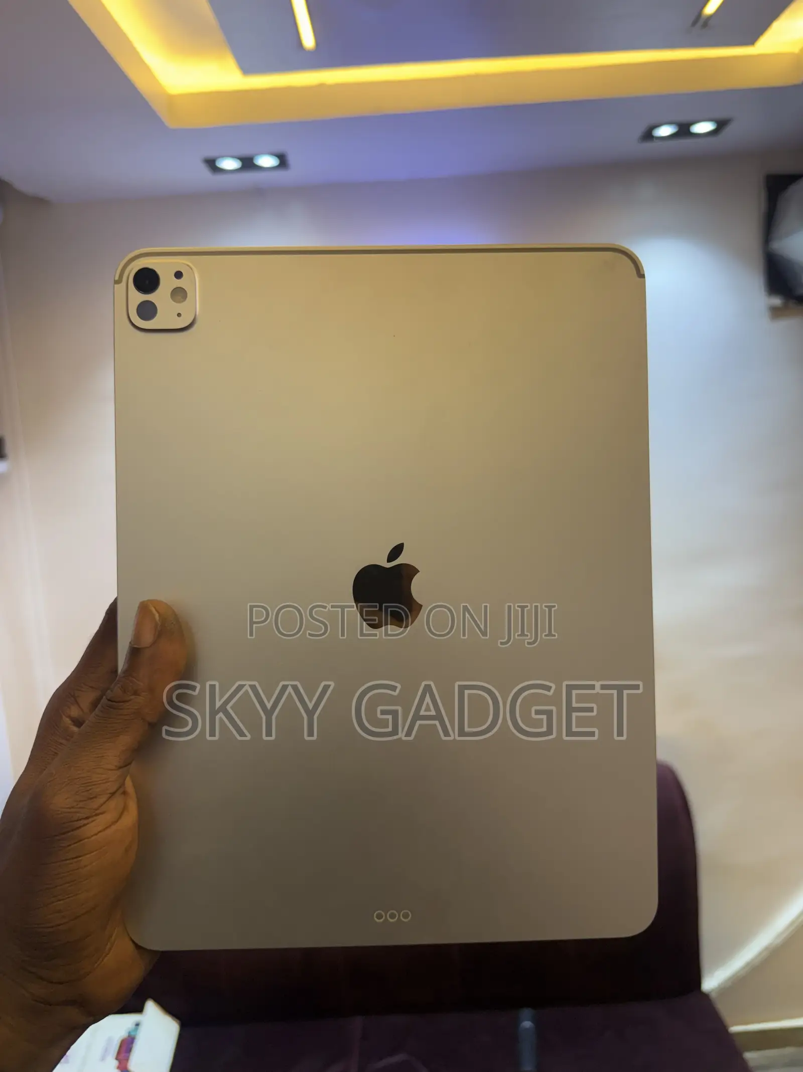 Apple iPad Pro 13 (2025) 256 GB Silver
