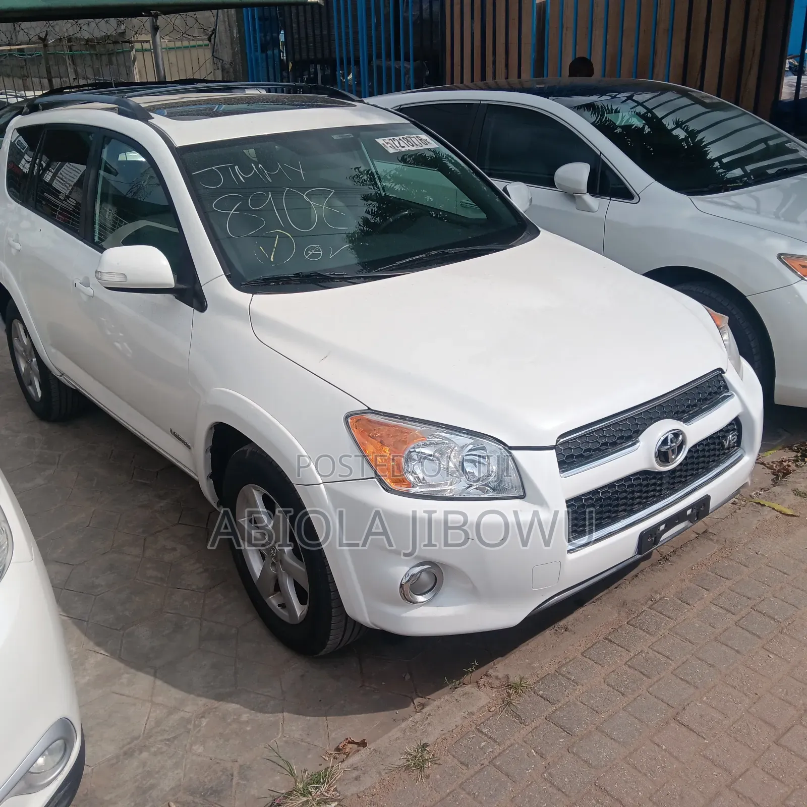 Toyota RAV4 3.5 Limited 2010 White
