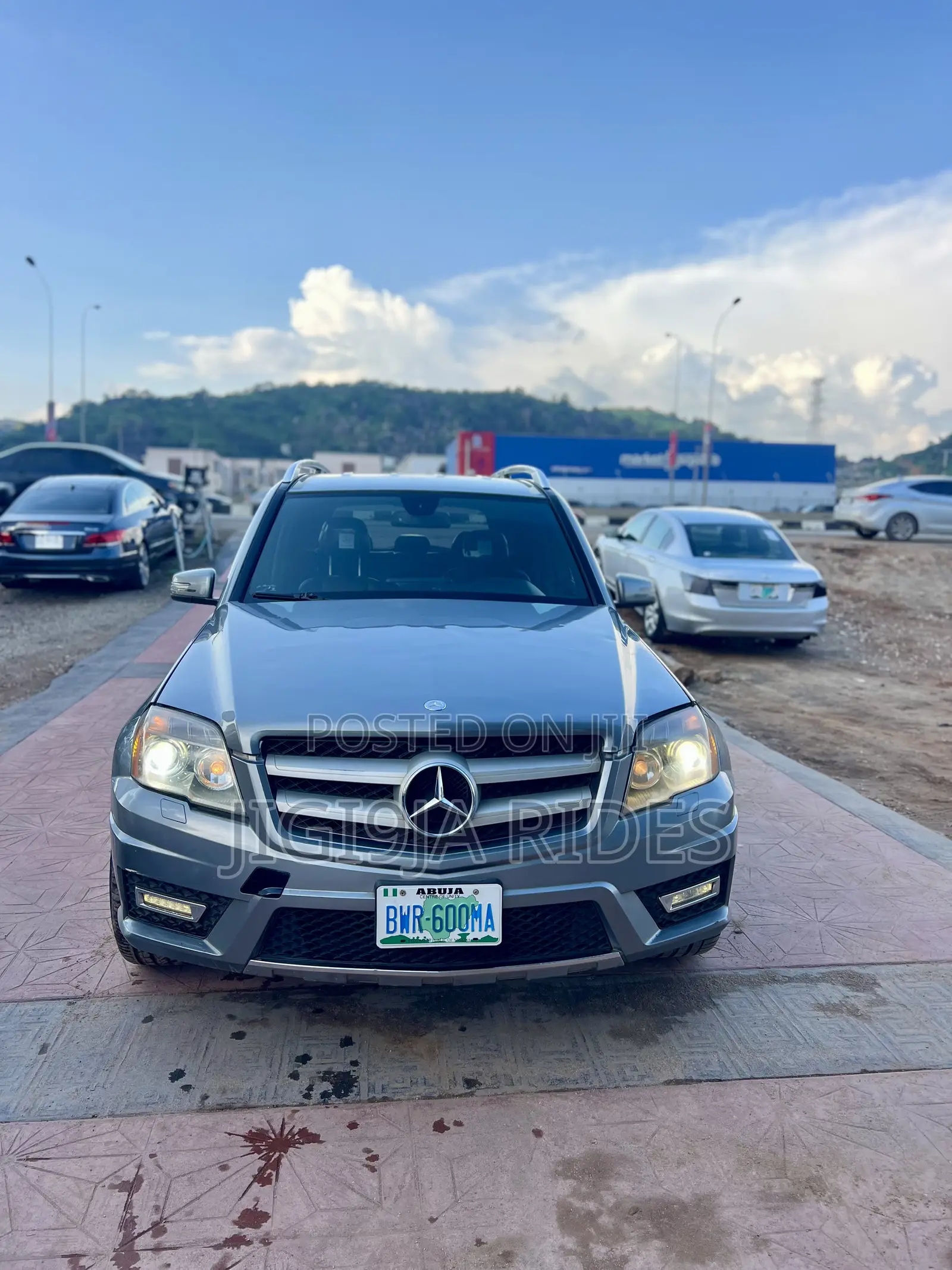 Mercedes-Benz GLK-Class 2011 Gray