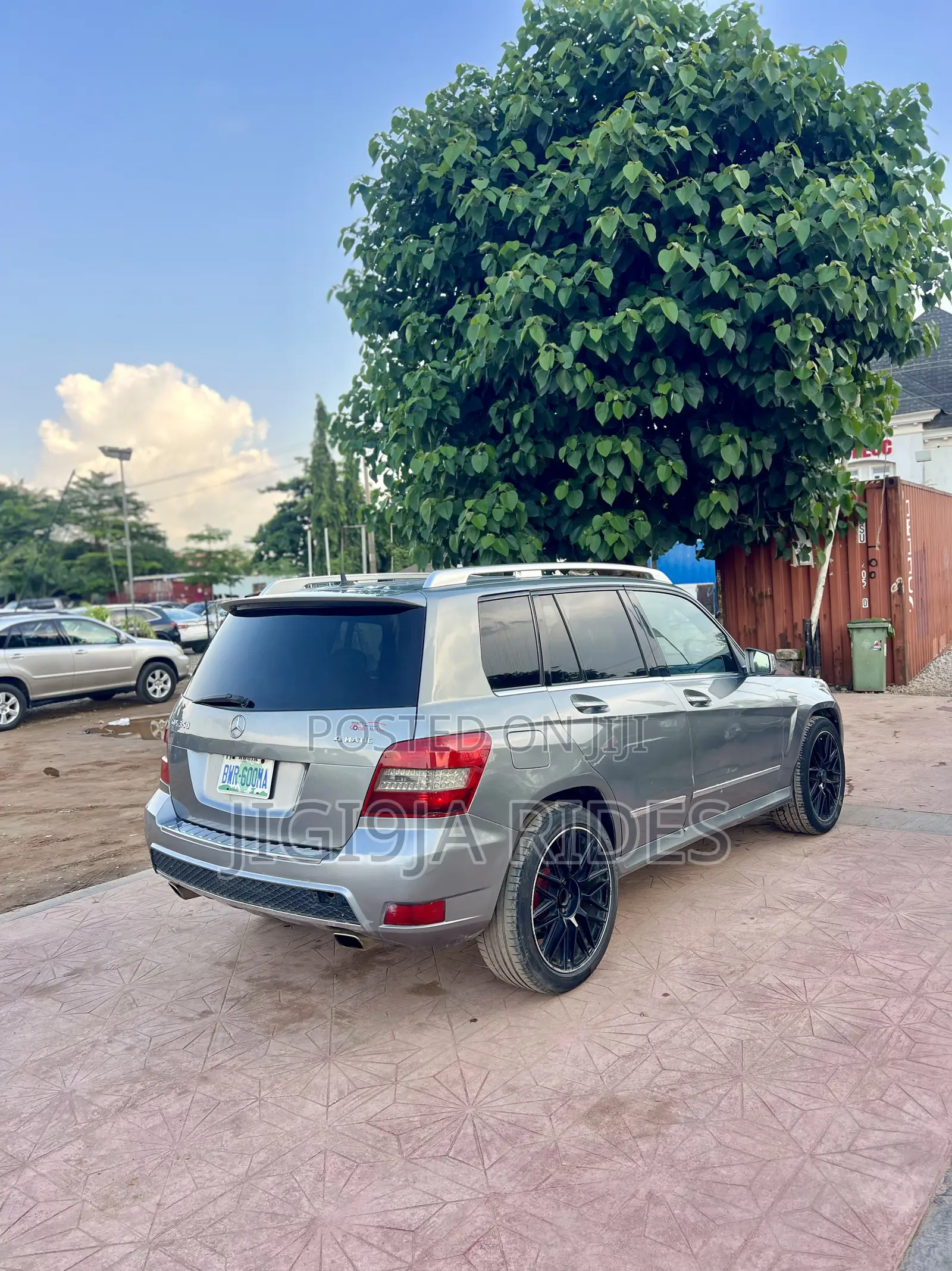 Mercedes-Benz GLK-Class 2011 Gray