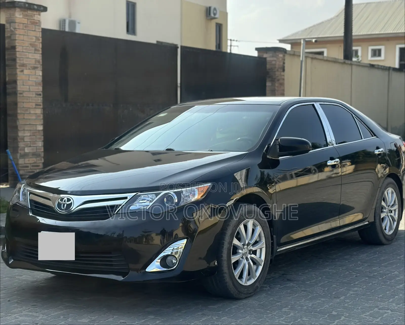Toyota Camry LE 4dr Sedan (2.5L 4cyl 6A) 2014 Black