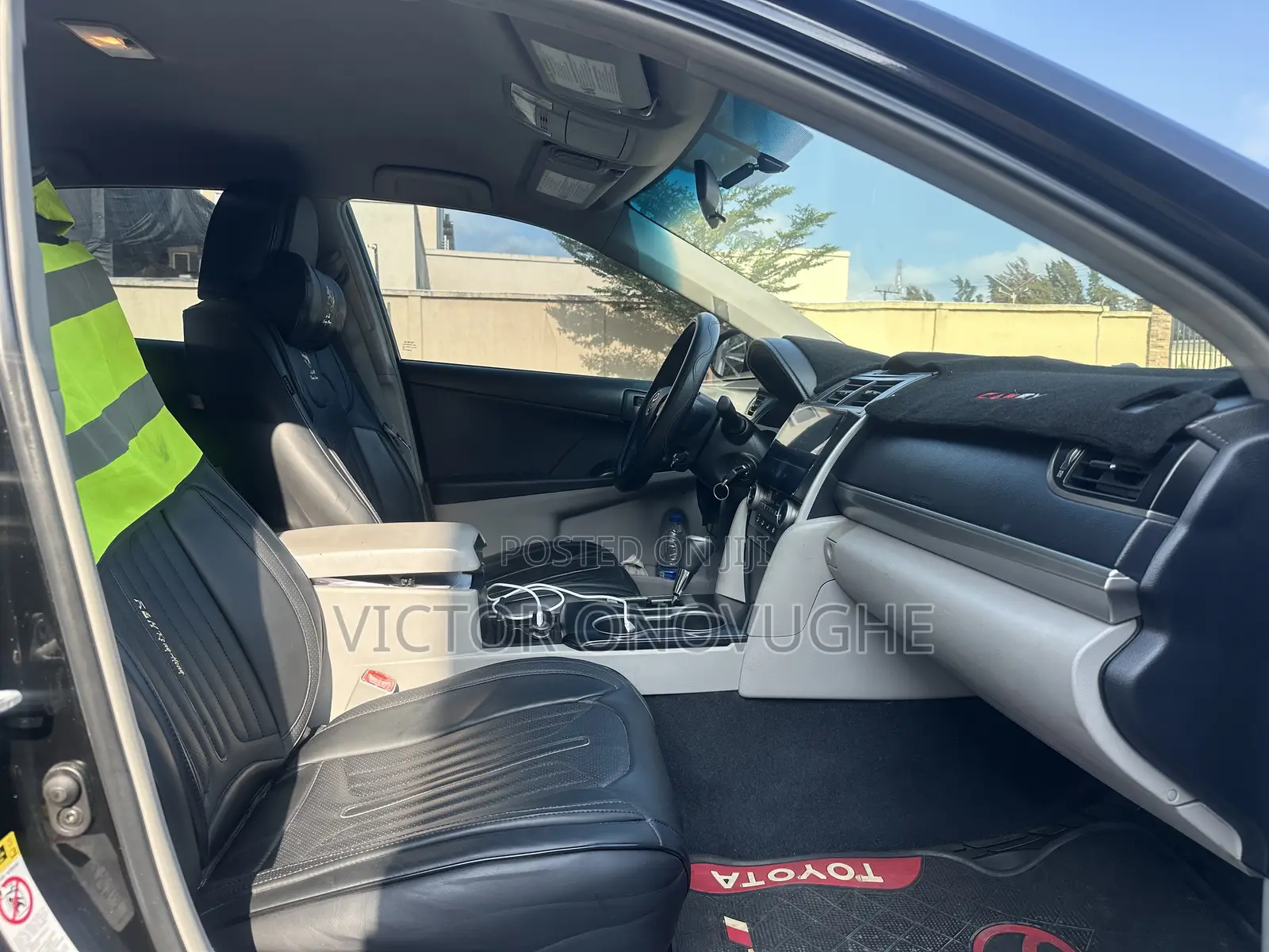 Toyota Camry LE 4dr Sedan (2.5L 4cyl 6A) 2014 Black