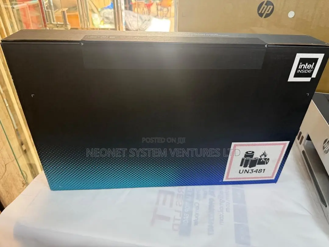 New Laptop Dell 16GB Intel Core Ultra 9 SSD 1T