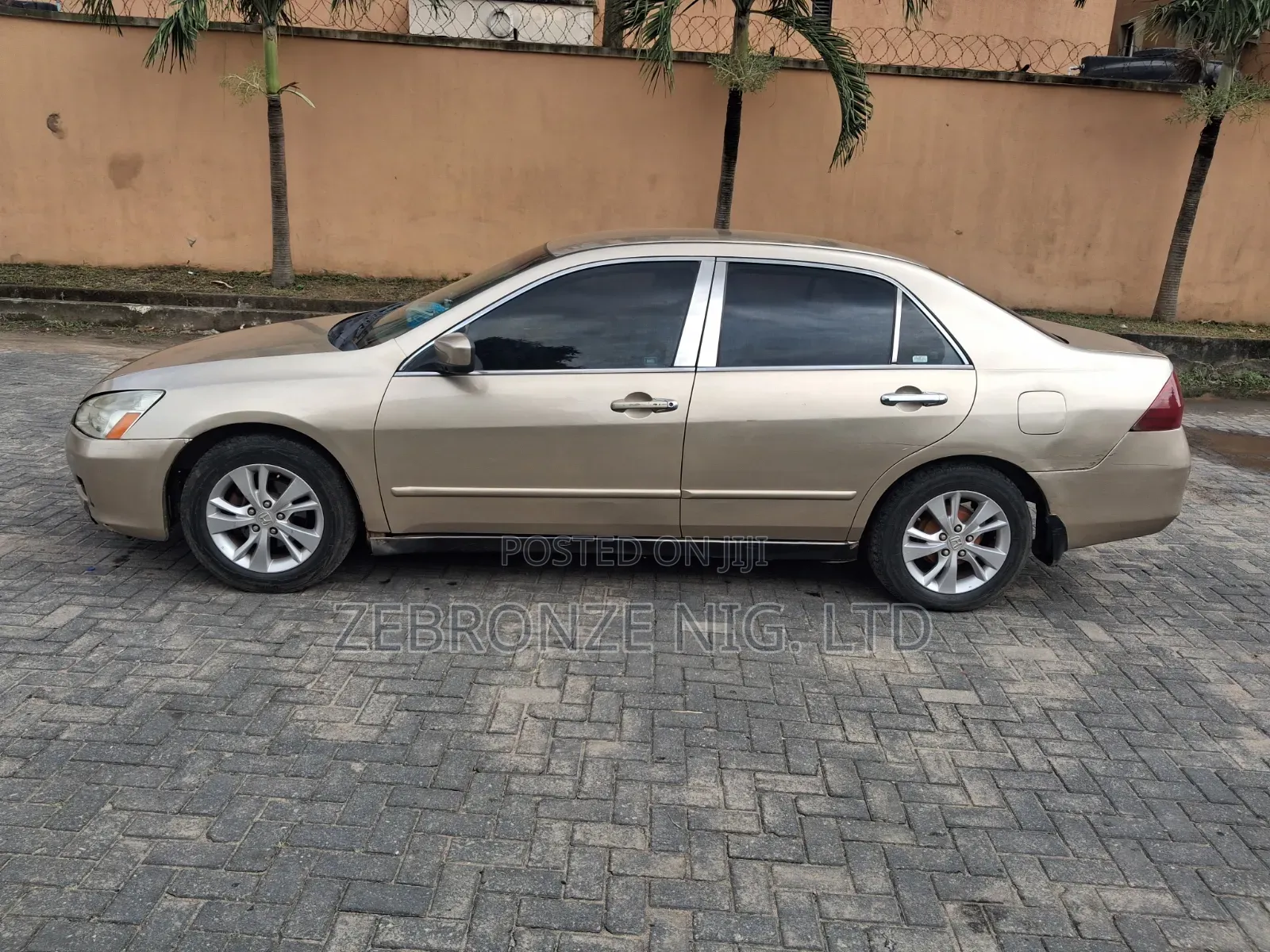 Honda Accord 2007 Gold