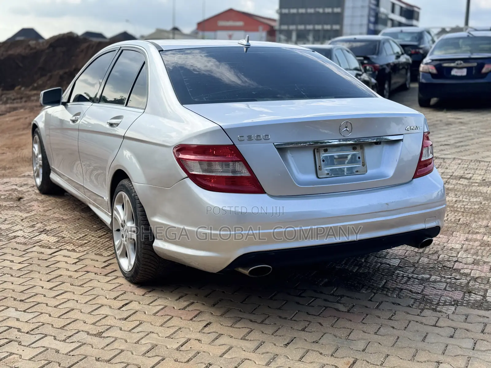 Mercedes-Benz C300 Luxury 4Matic Sedan AWD (3.0L 6cyl 7A) 2011 Silver