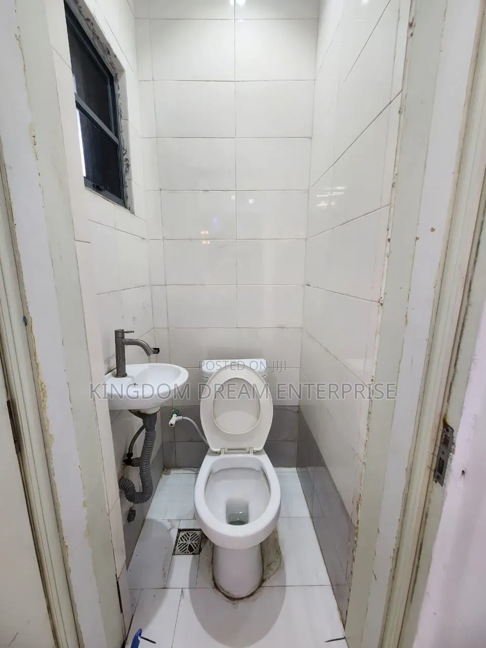 2bdrm Apartment in Chisco Lekki Lagos, Ologolo for rent