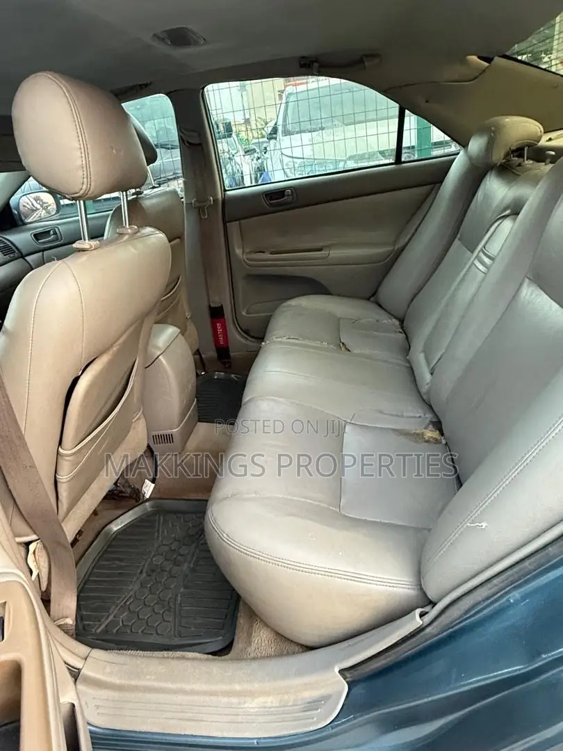 Toyota Camry 2006 Blue
