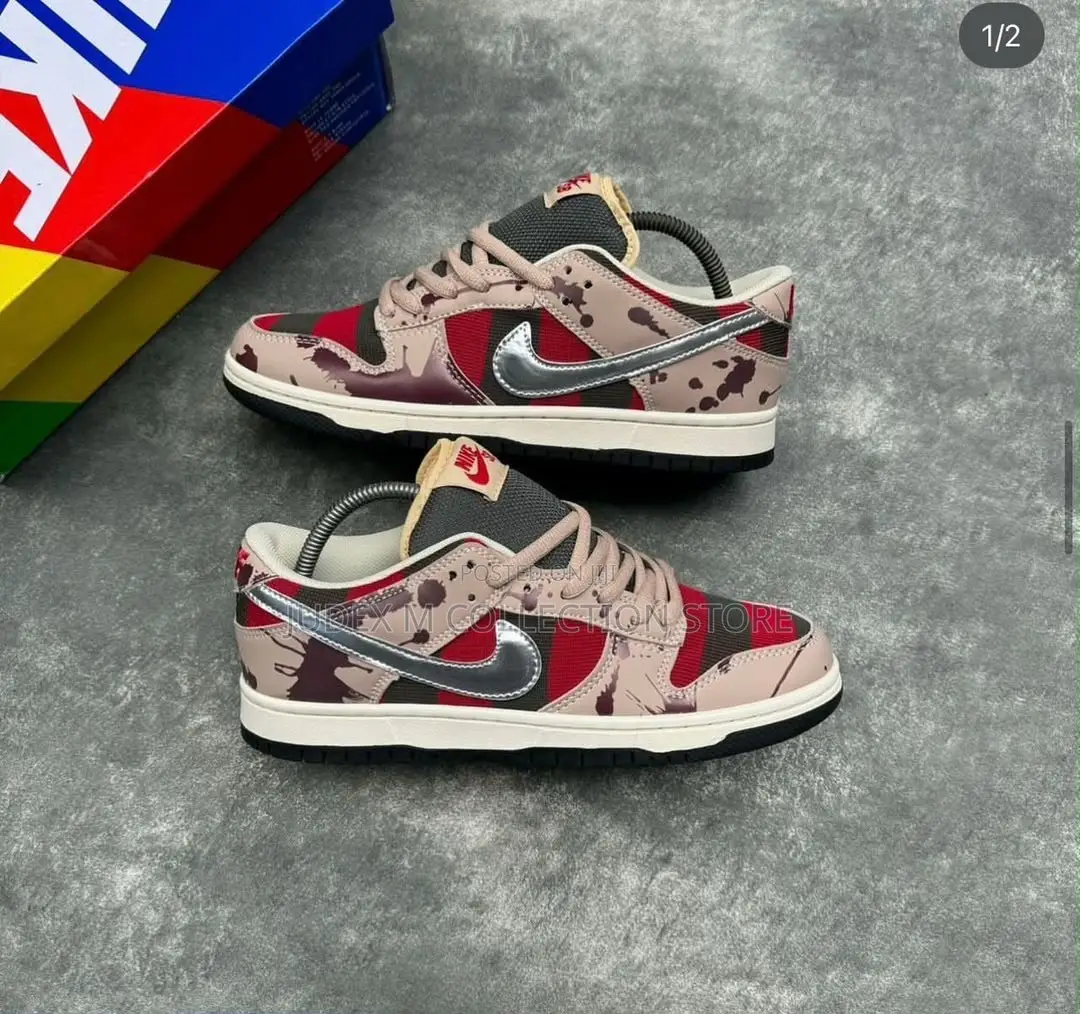Nike Dunk Low – Premium Streetwear Sneakers