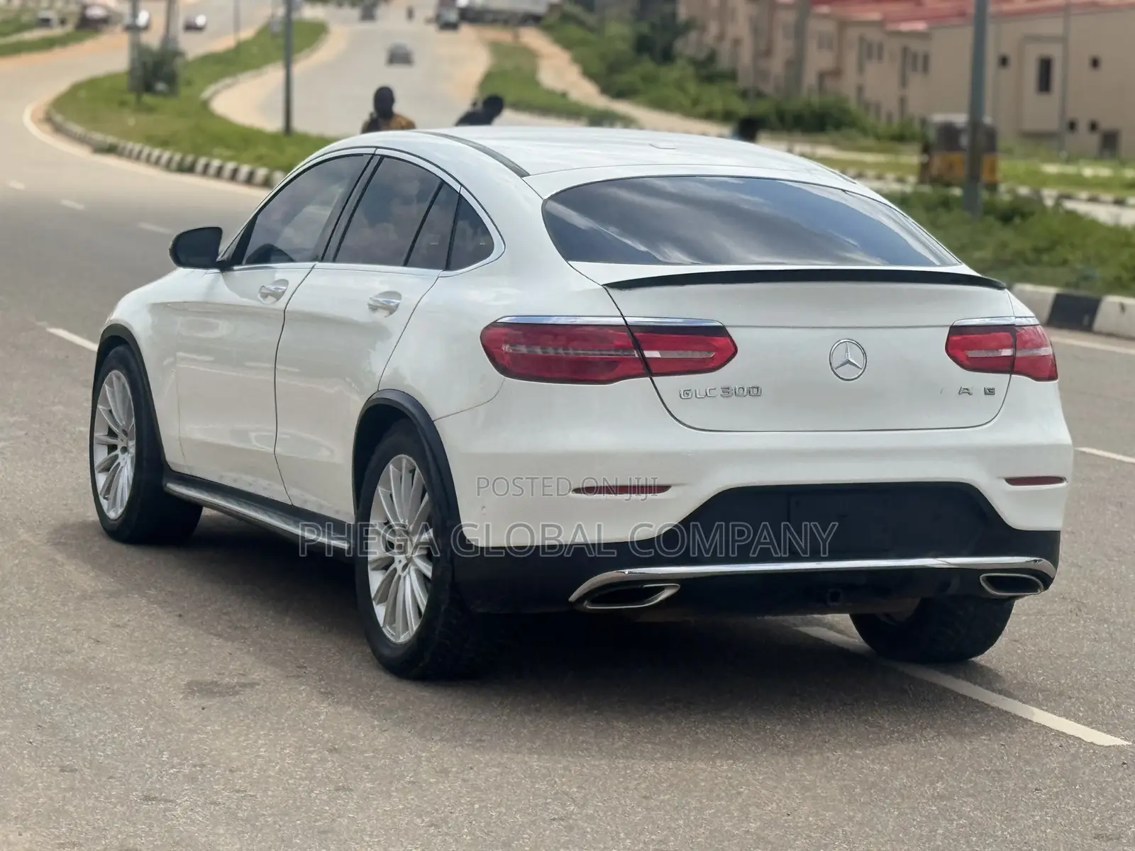 Mercedes-Benz GLC-Class 2017 White