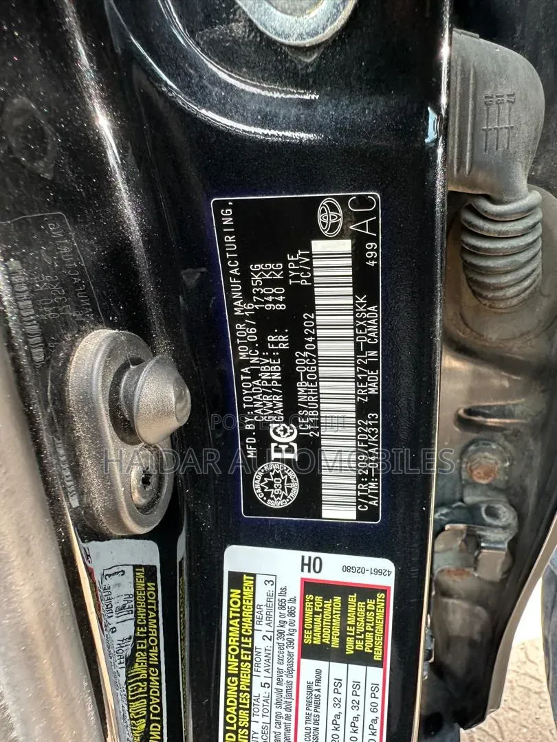 Toyota Corolla S 4dr Sedan (1.8L 4cyl CVT) 2015 Black