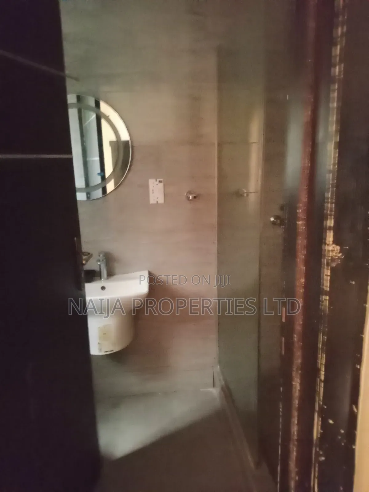 Furnished Studio Apartment in Sanusi Fanfunwa for rent