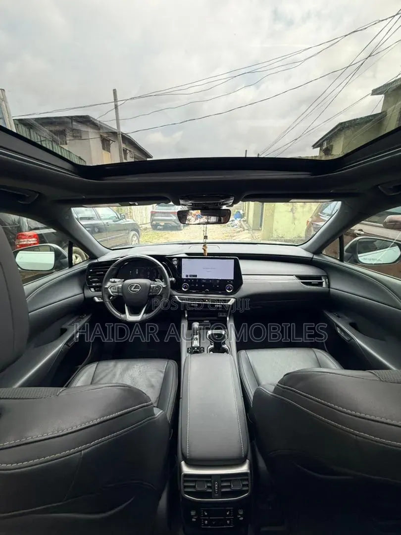 Lexus RX 350 Premium AWD 2026 Gold
