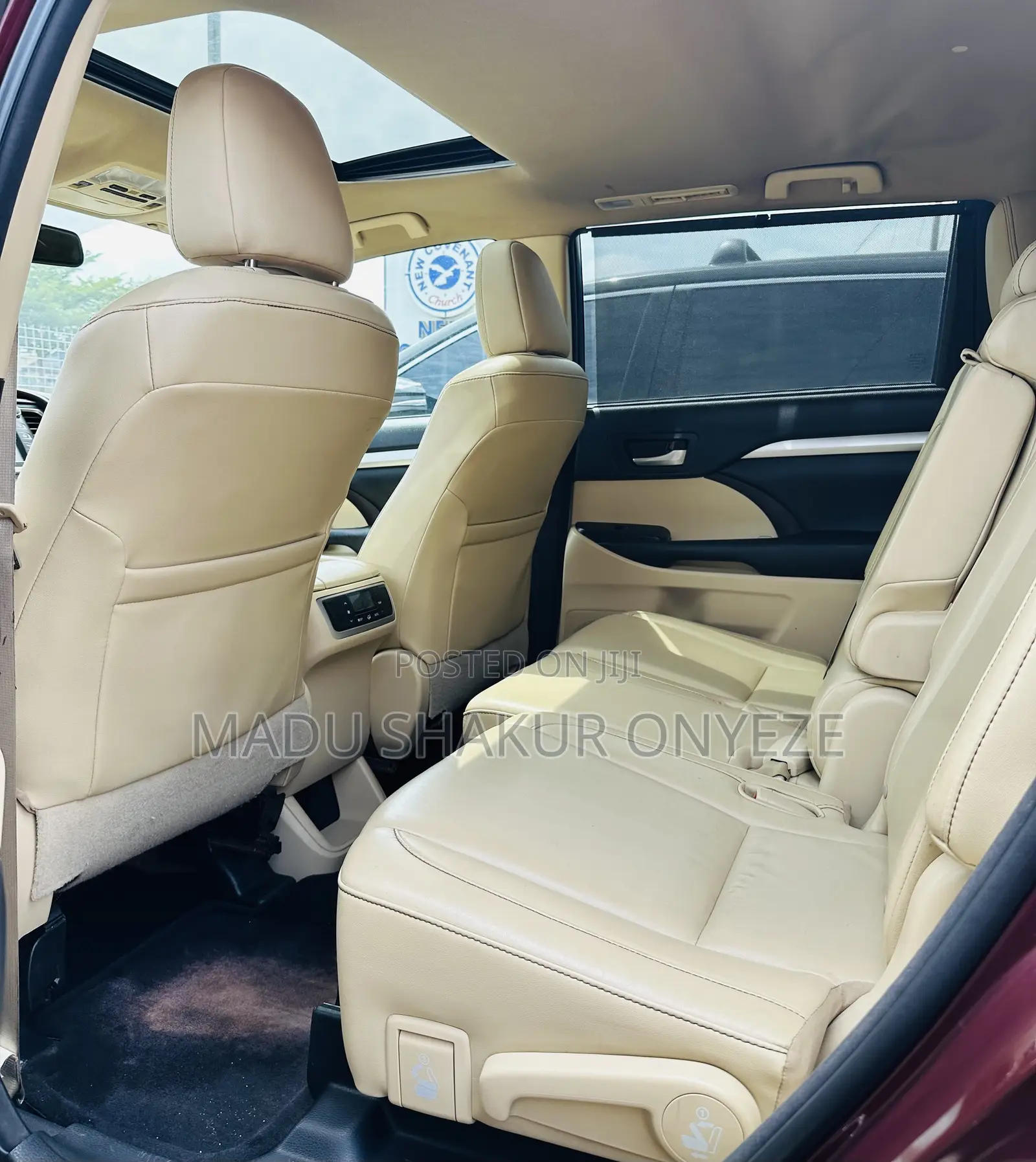 Toyota Highlander XLE V6 4x2 (3.5L 6cyl 6A) 2016 Red