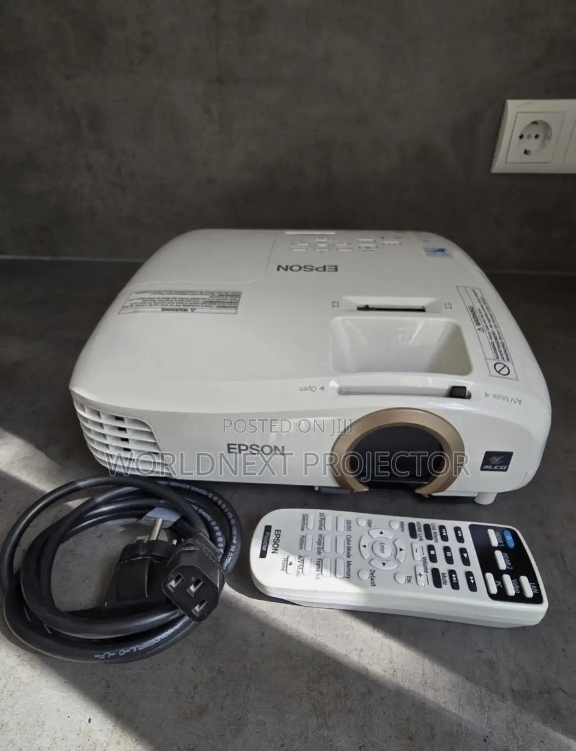Epson Full HD Wireless Home Cinema Projector