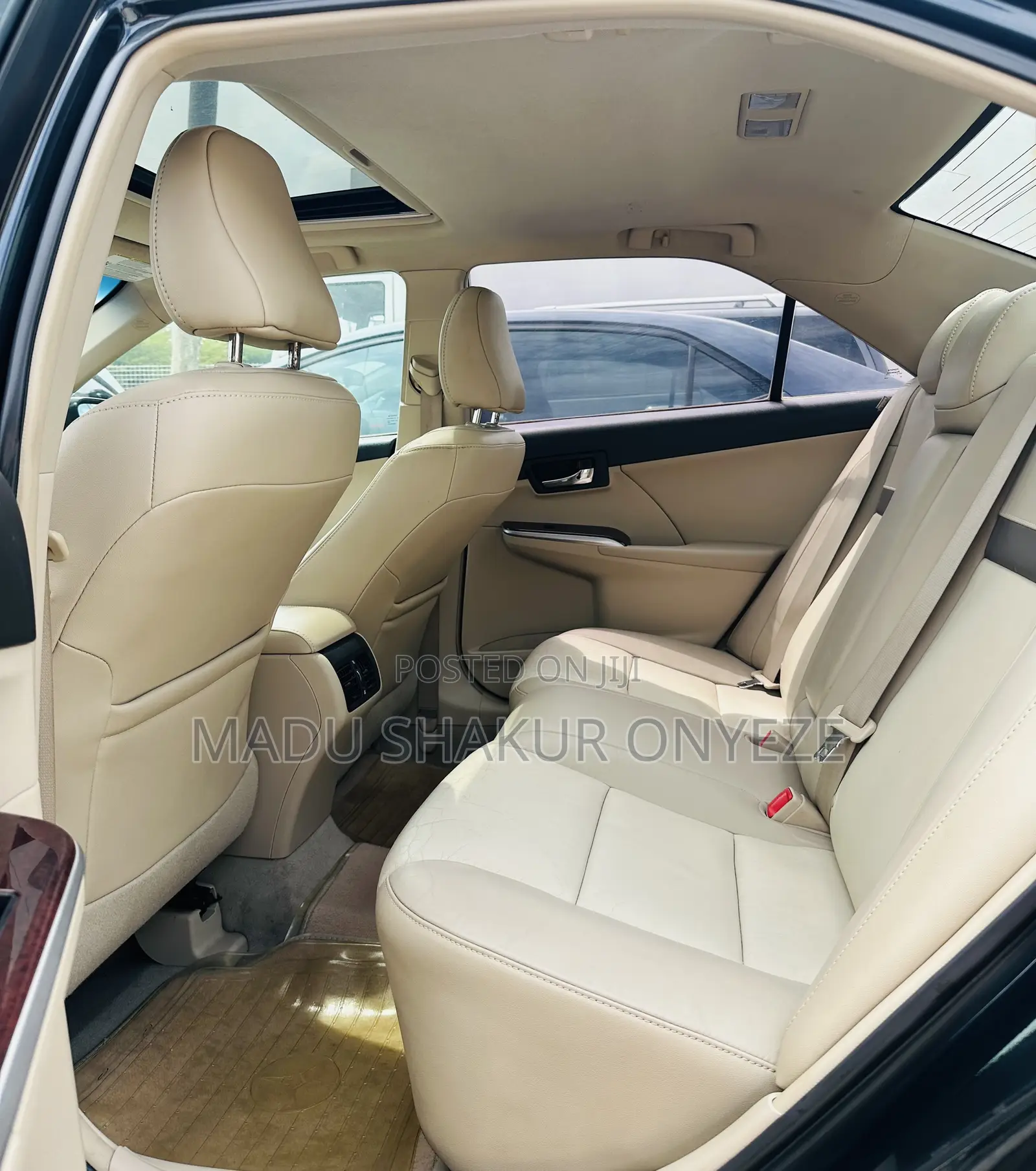 Toyota Camry XLE V6 4dr Sedan (3.5L 6cyl 6A) 2013 Gray