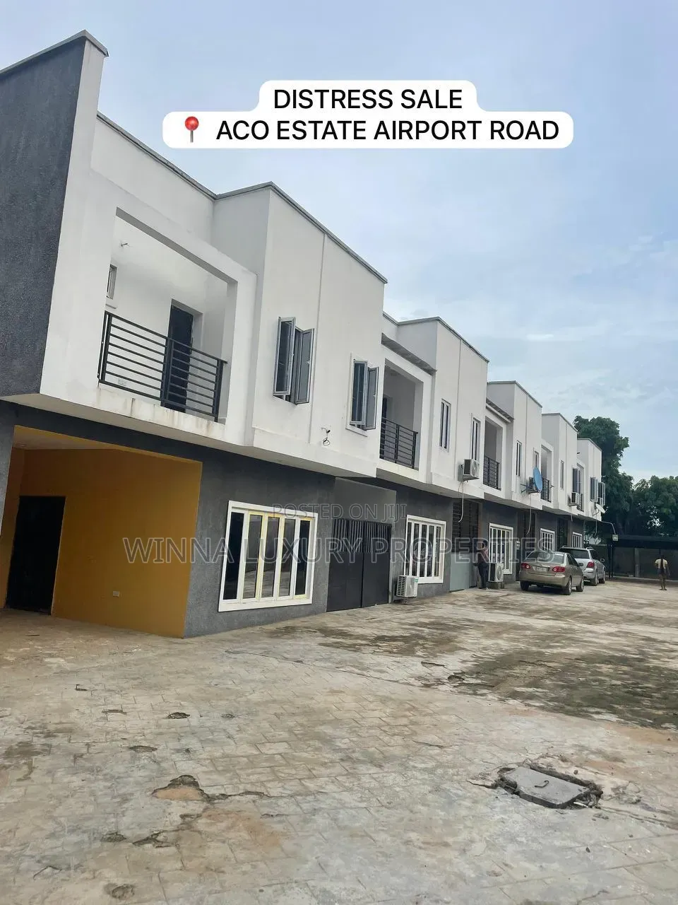 3bdrm Townhouse/Terrace in Aco Estate, Lugbe District for sale