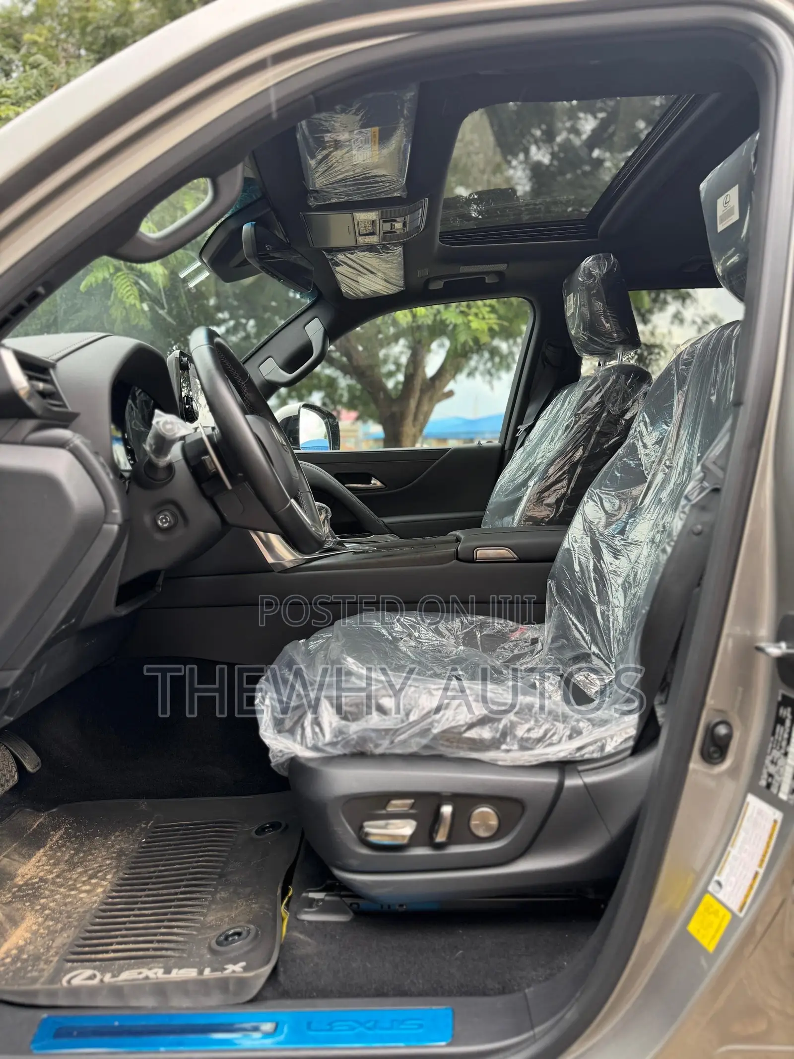 Lexus LX 600 2023 Gray