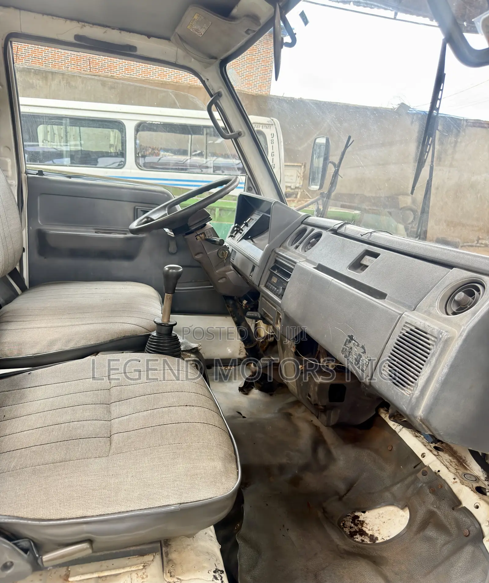 Toyota Dyna 150 Registered 3Y Petrol Engine.