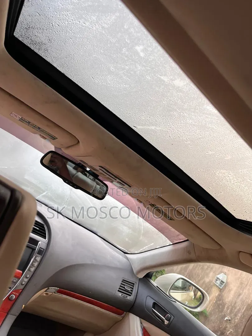 Lexus ES 2011 Gold