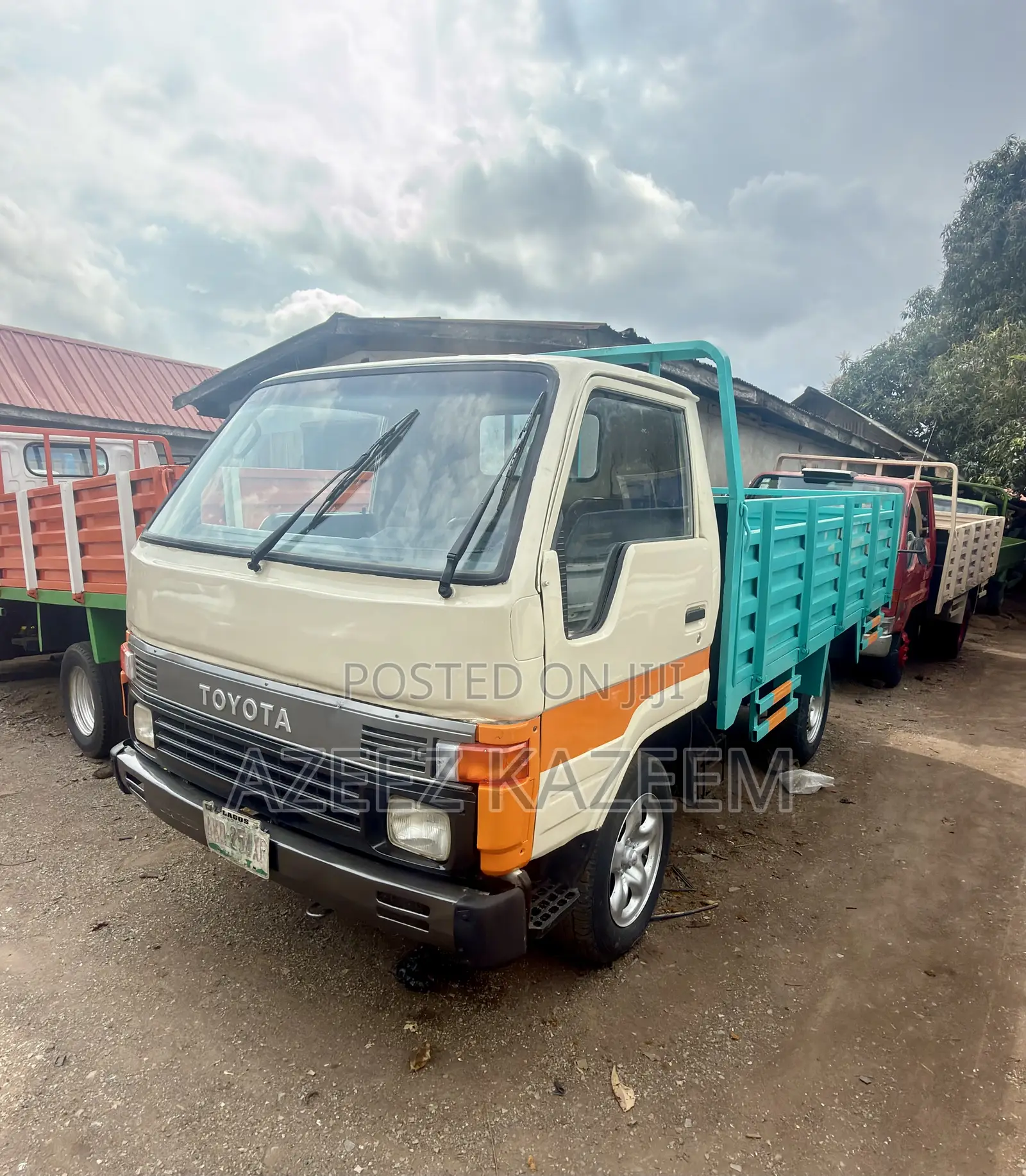 Toyota Dyna 100 Neatly Used