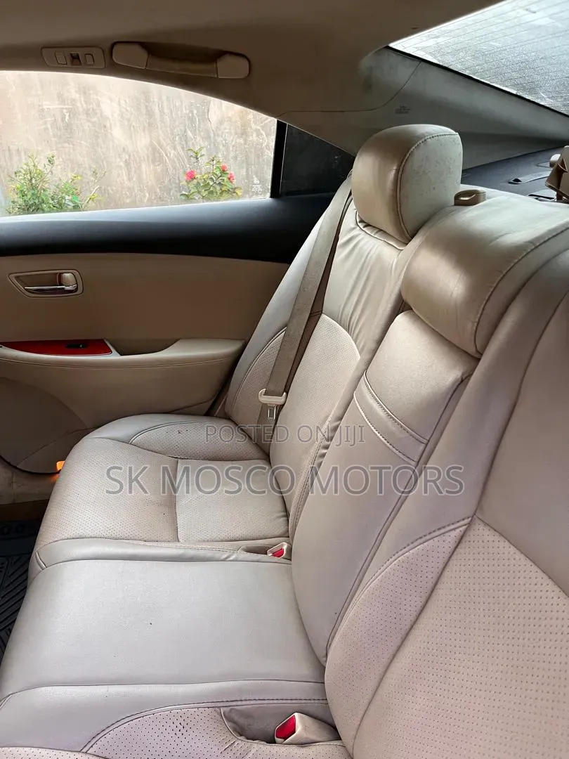 Lexus ES 2011 Gold