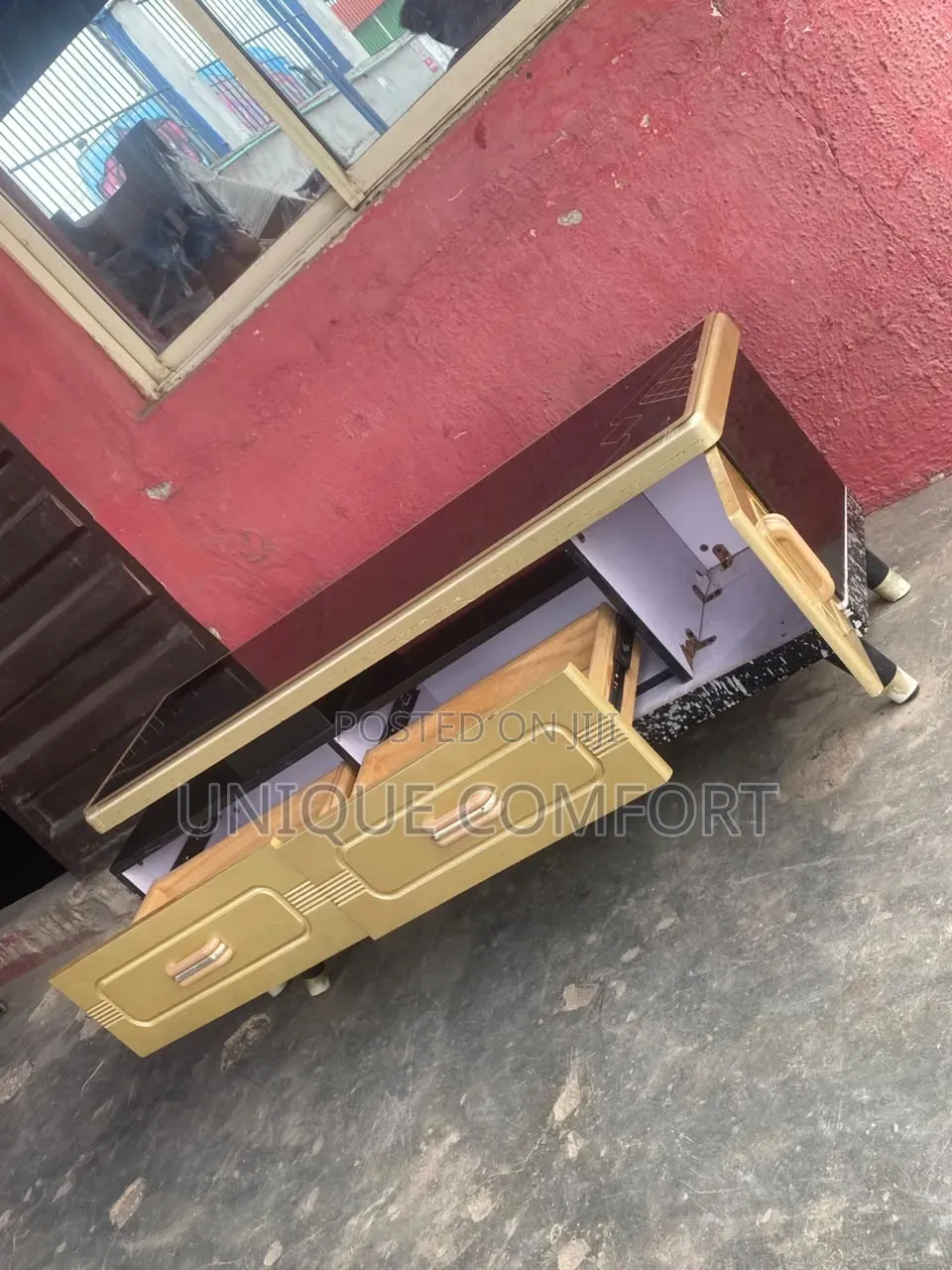 Imported Executive Luxury Extendable Royal TV Stand With Drawers
