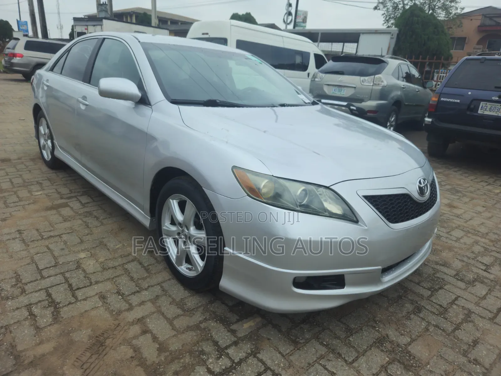 Toyota Camry SE 4dr Sedan (2.4L 4cyl 5A) 2009 Silver