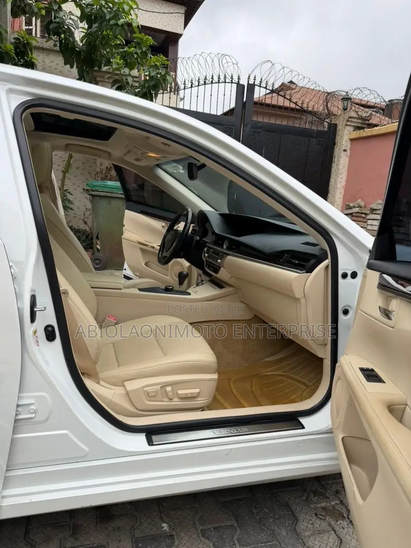 Lexus ES 350 FWD 2014 White