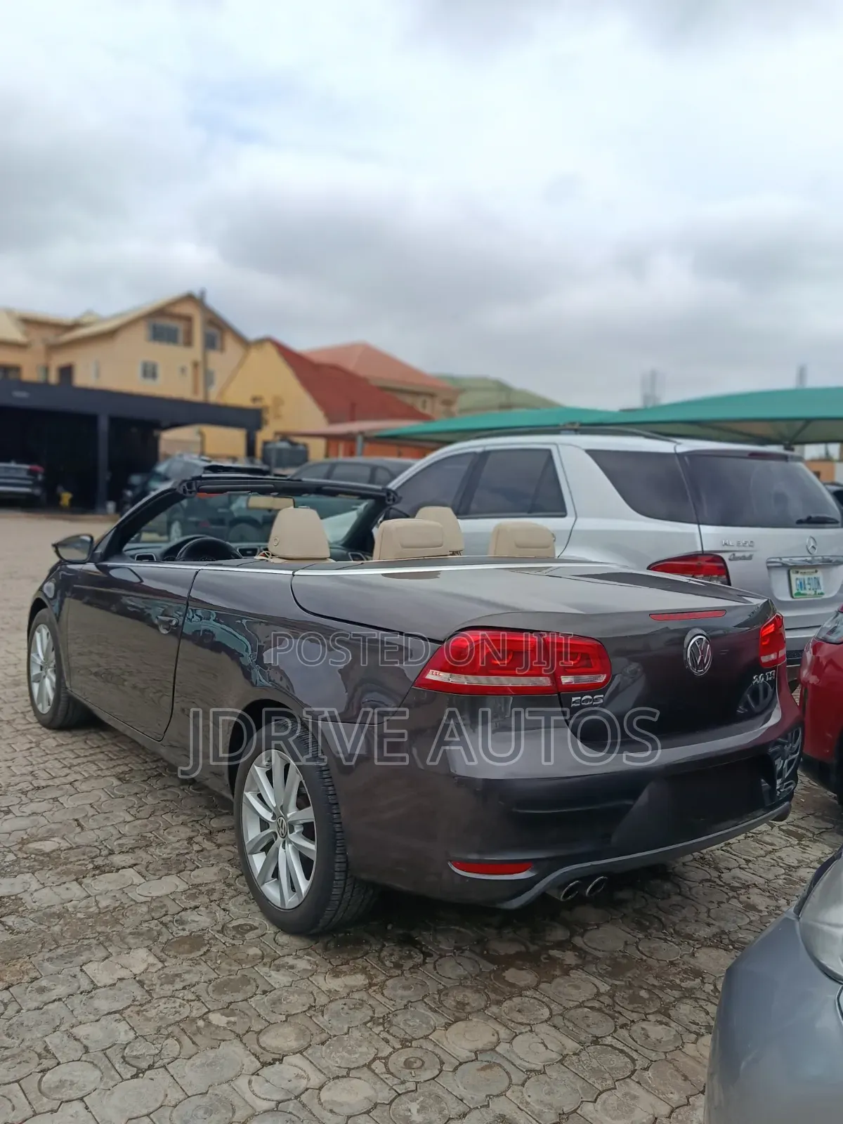 Volkswagen Eos Komfort 2dr Convertible (2.0L 4cyl Turbo 6AM) 2014 Brown