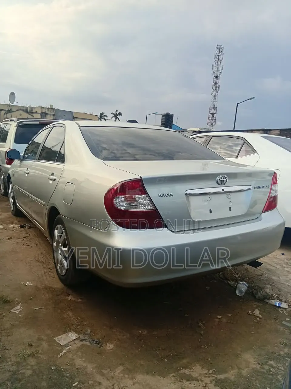 Toyota Camry XLE 4dr Sedan (2.4L 4cyl 4A) 2003 Silver