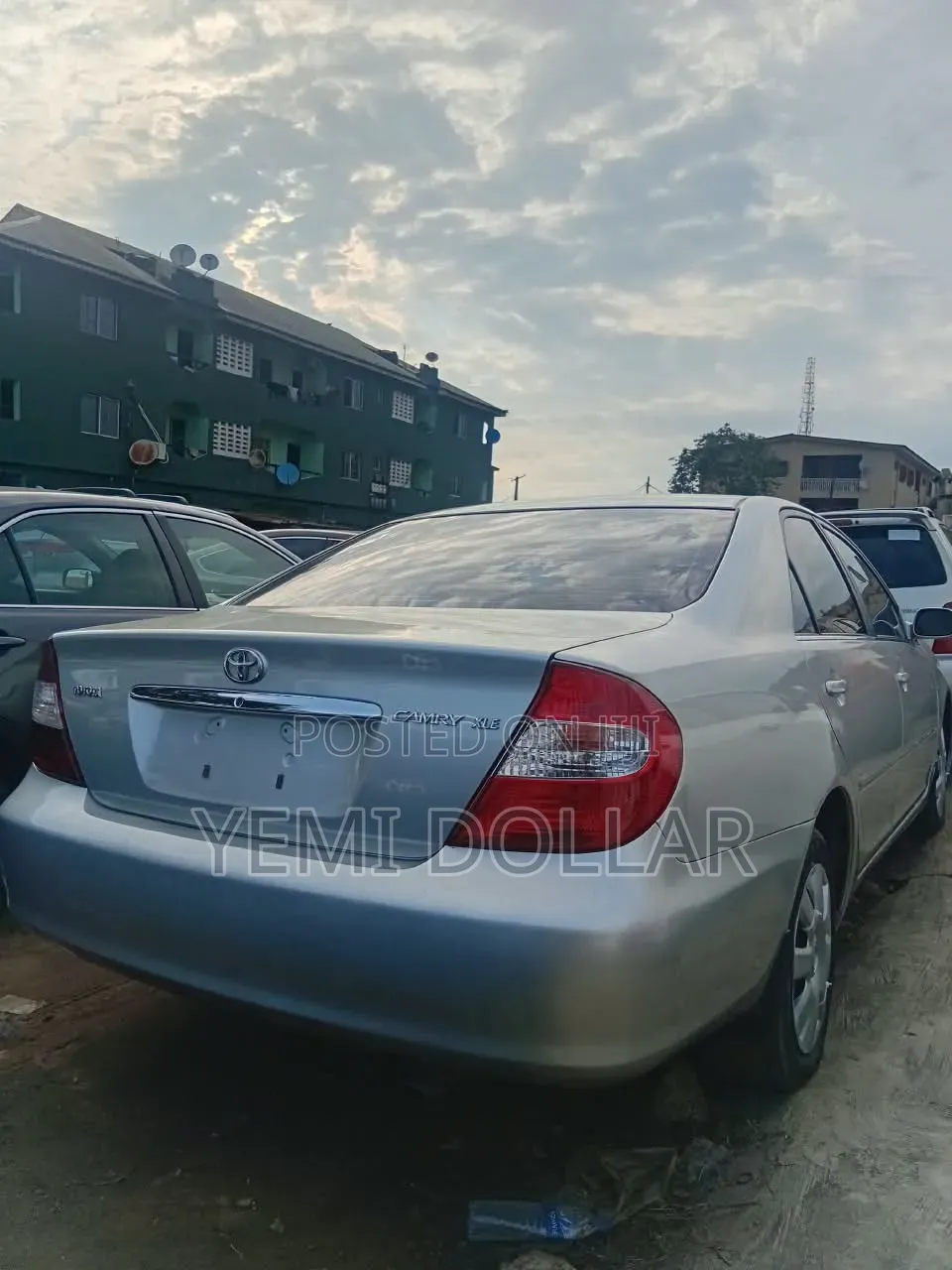 Toyota Camry XLE 4dr Sedan (2.4L 4cyl 4A) 2003 Silver