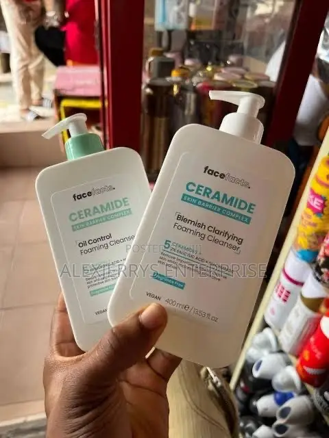 Face Facts Ceramide Facial Cleanser – Hydrating Foaming 400ml