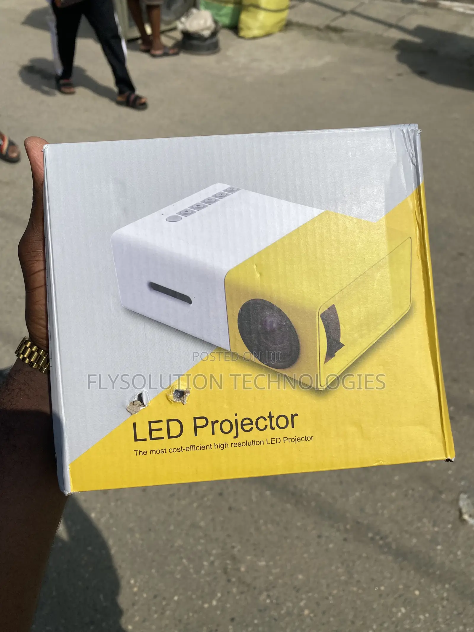 YG300 400LM Portable Mini Home Theater LED Projector - Yellow