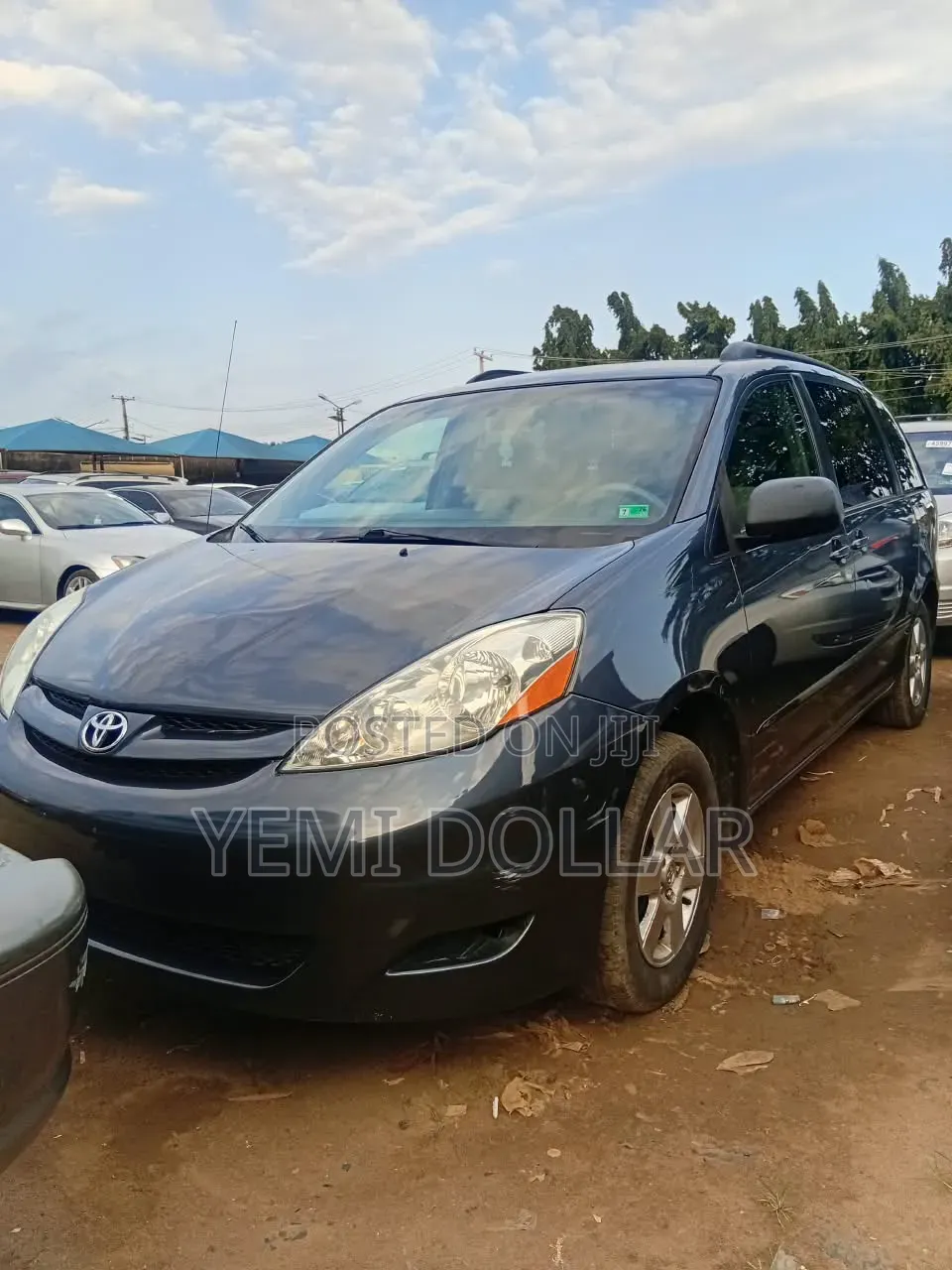 Toyota Sienna LE 4WD 2007 Gray