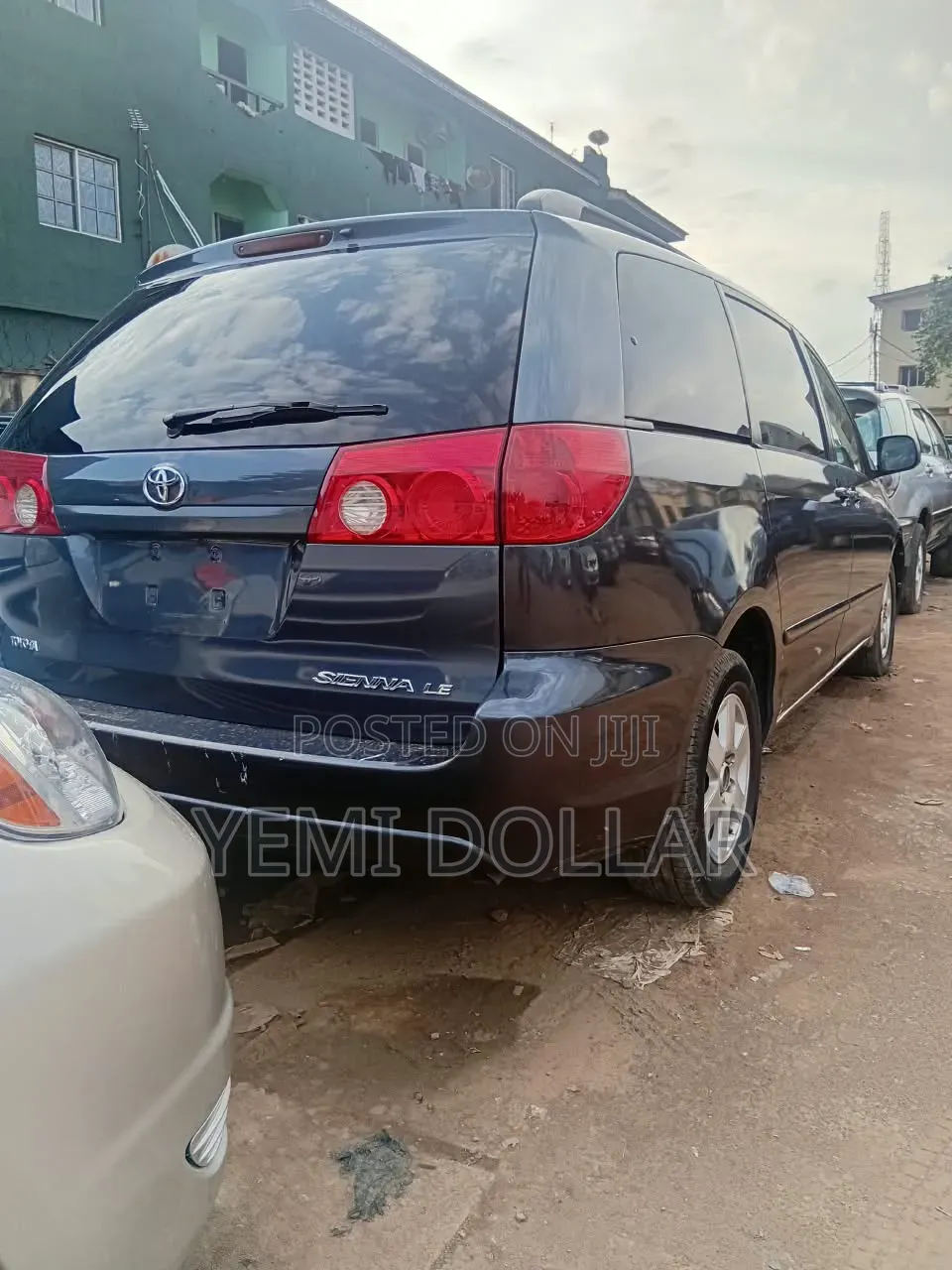 Toyota Sienna LE 4WD 2007 Gray