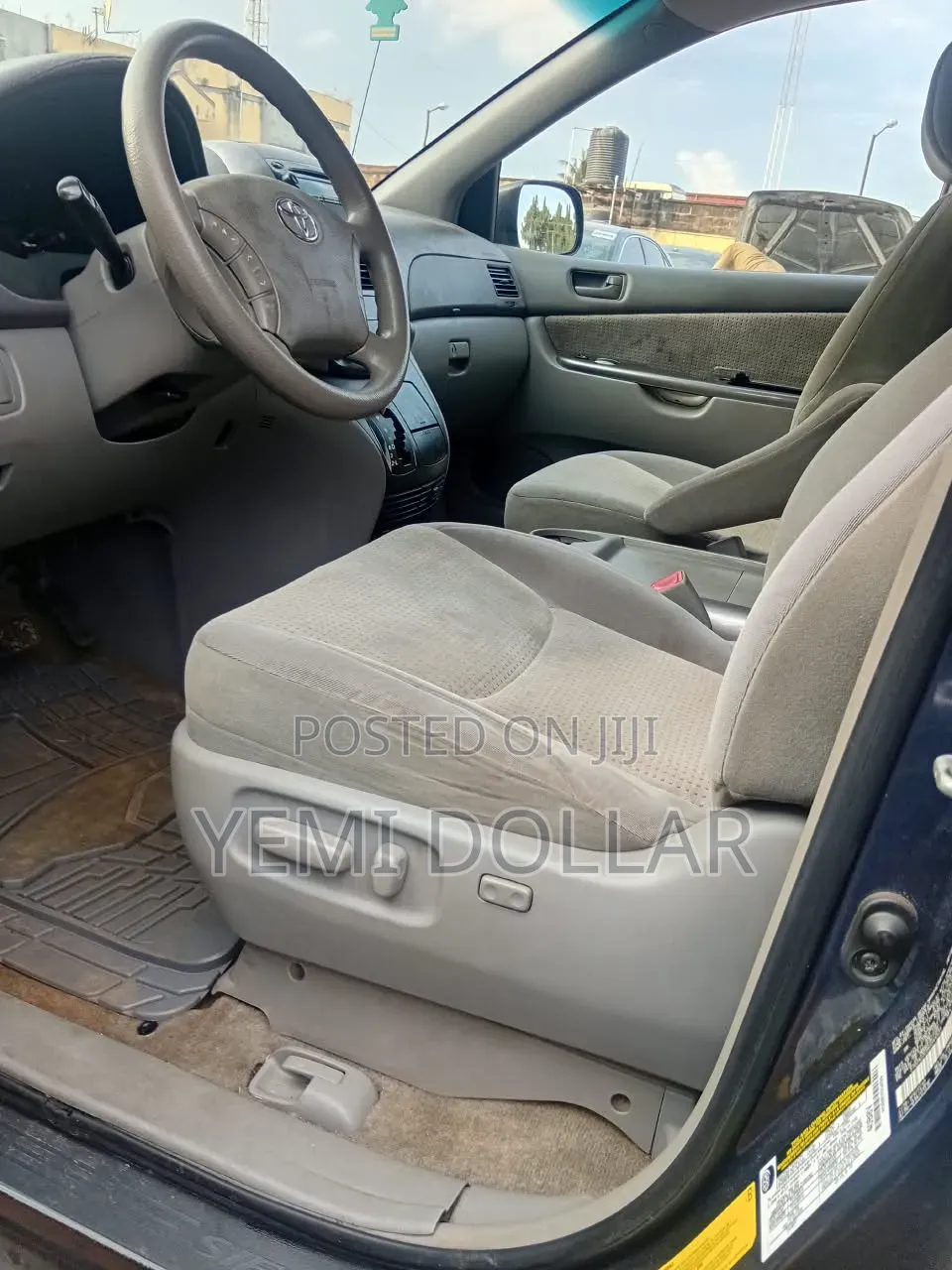 Toyota Sienna LE 4WD 2007 Gray