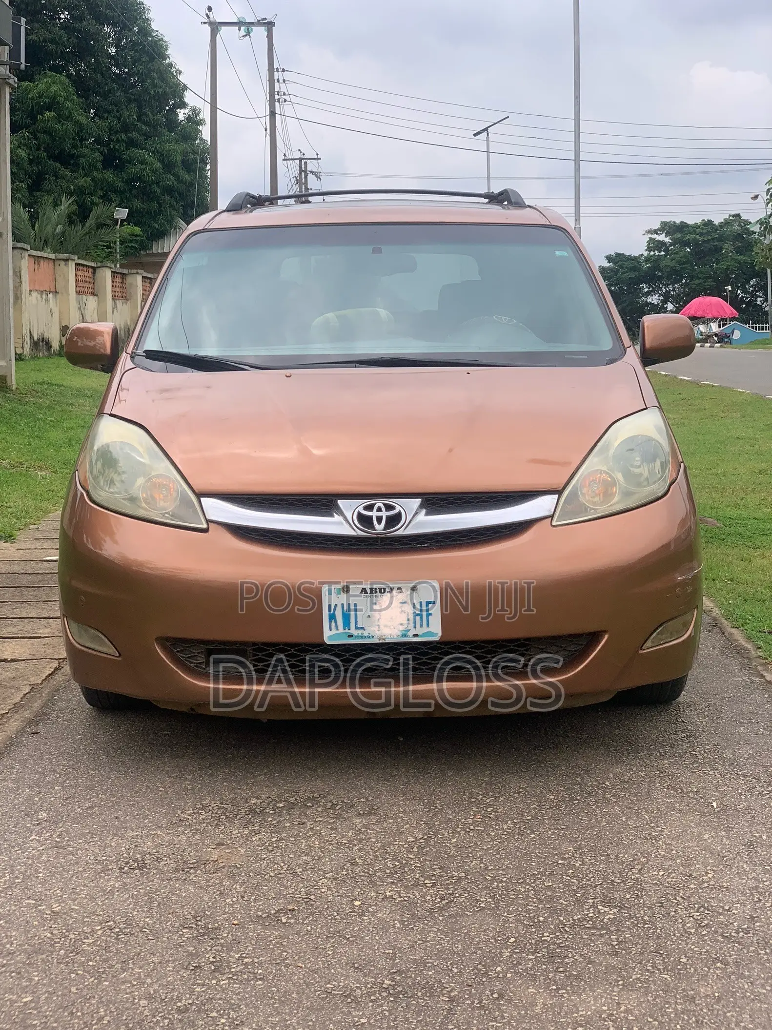 Toyota Sienna 2006 Gold