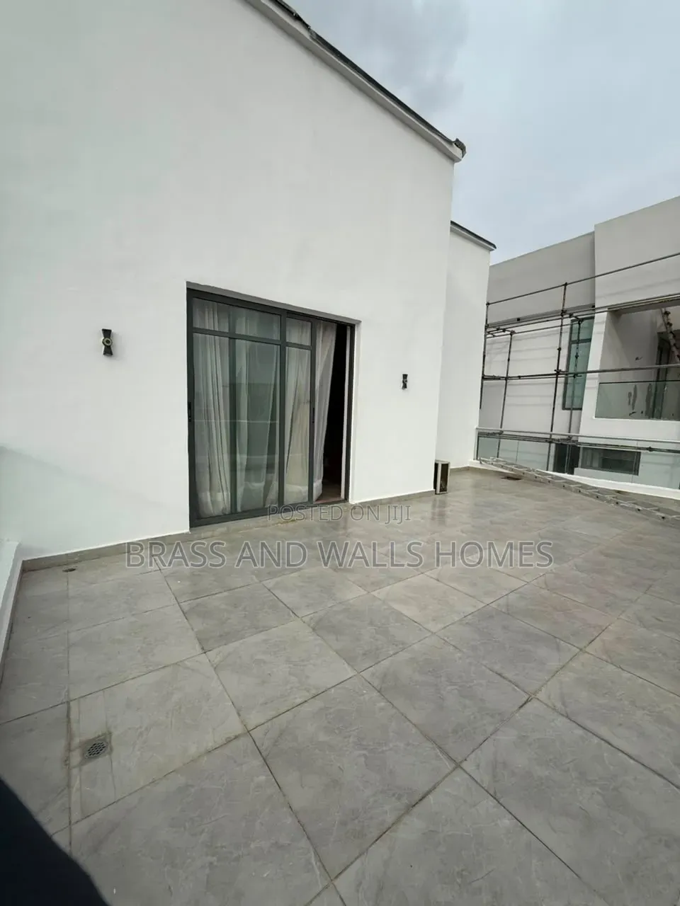 Furnished 5bdrm Duplex in Osapa london for rent