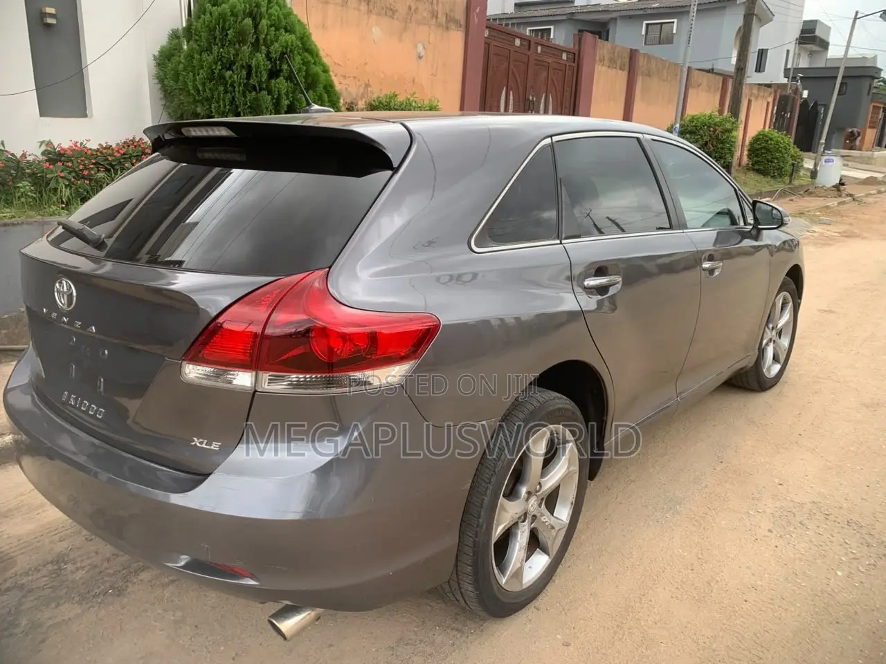 Toyota Venza XLE AWD V6 2013 Gray