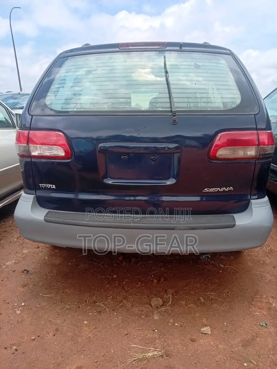 Toyota Sienna LE 2002 Blue