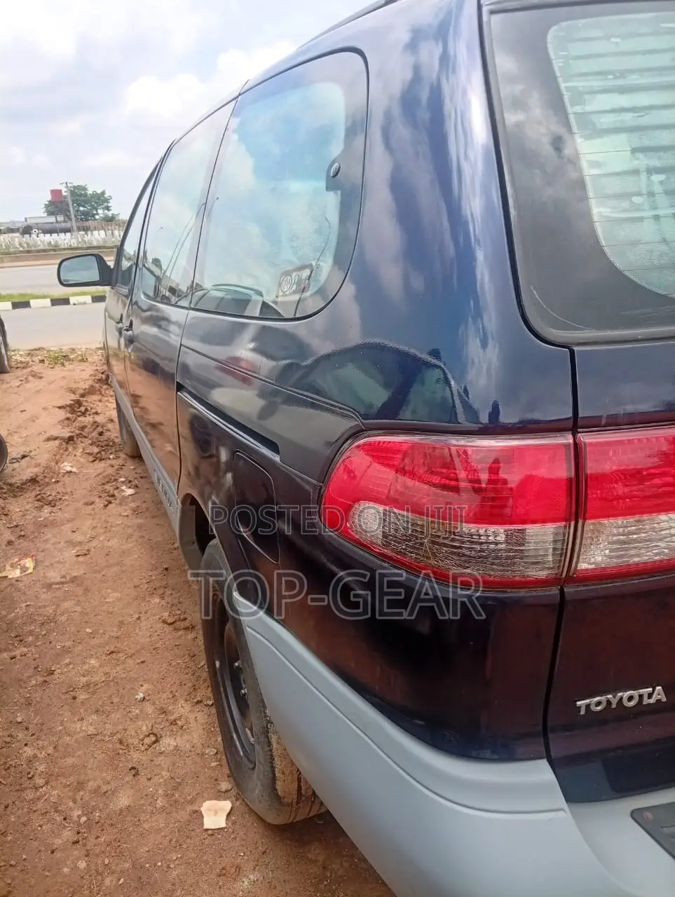 Toyota Sienna LE 2002 Blue