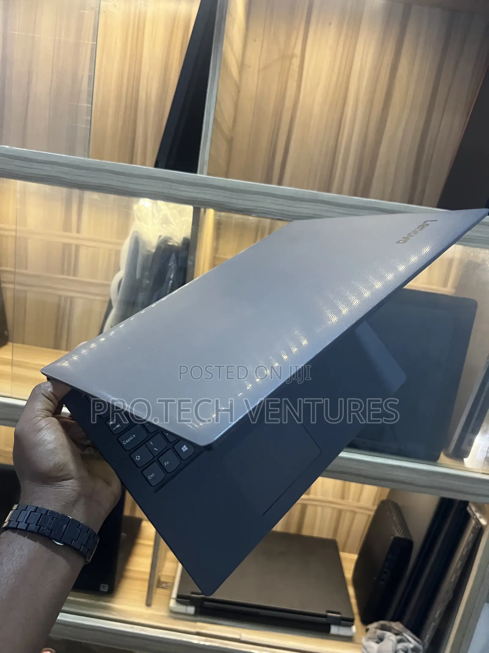 Laptop Lenovo 8GB Intel Core i5 SSD 256GB