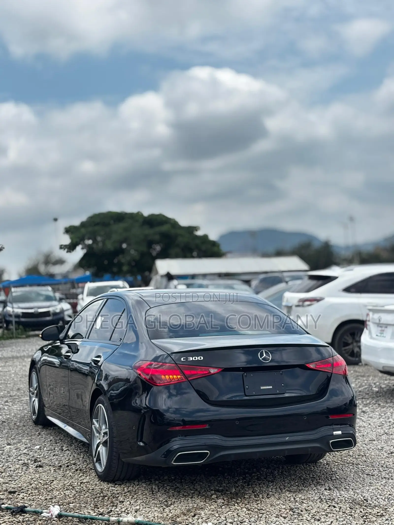 Mercedes-Benz C300 2024 Black
