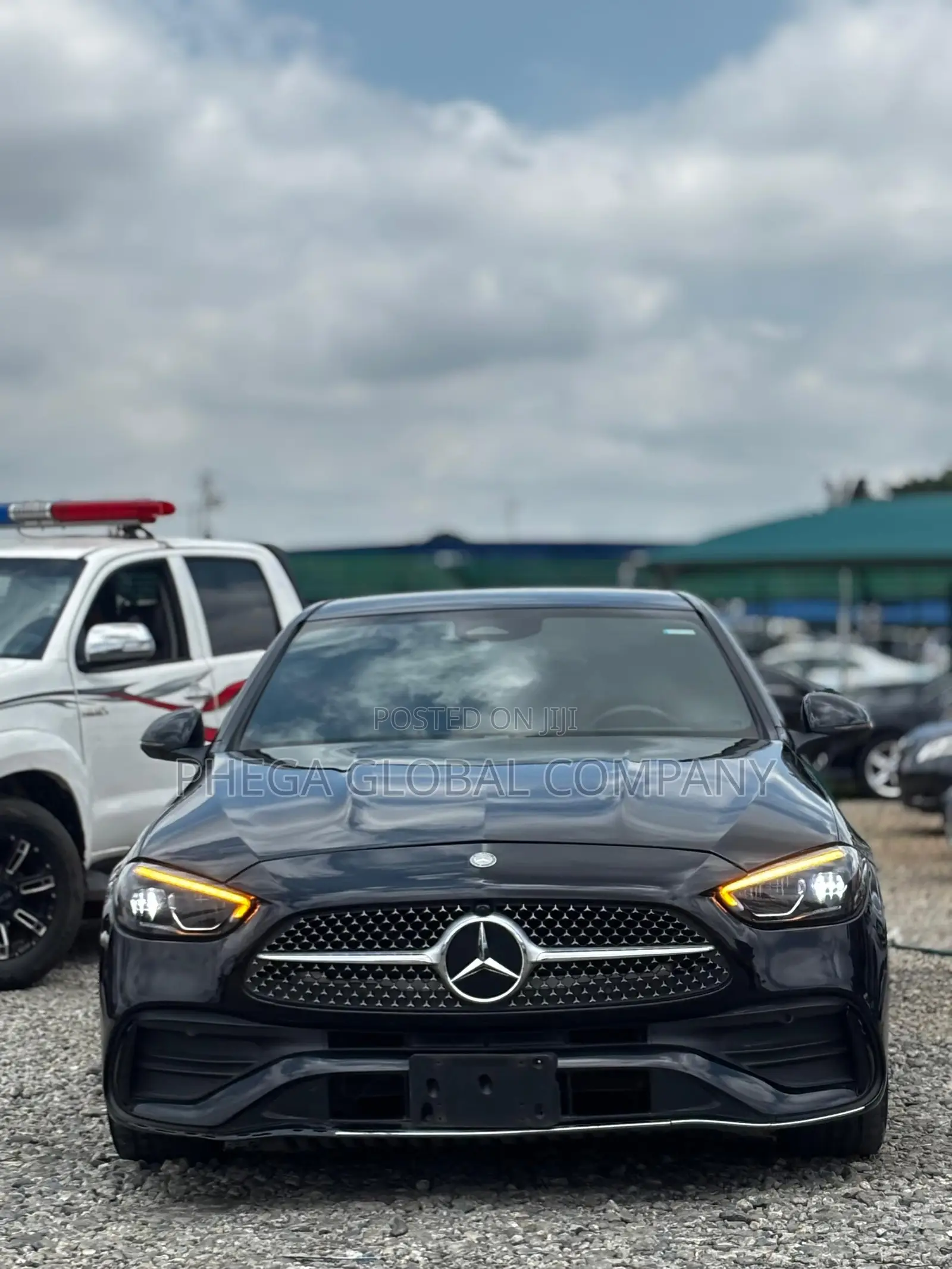 Mercedes-Benz C300 2024 Black