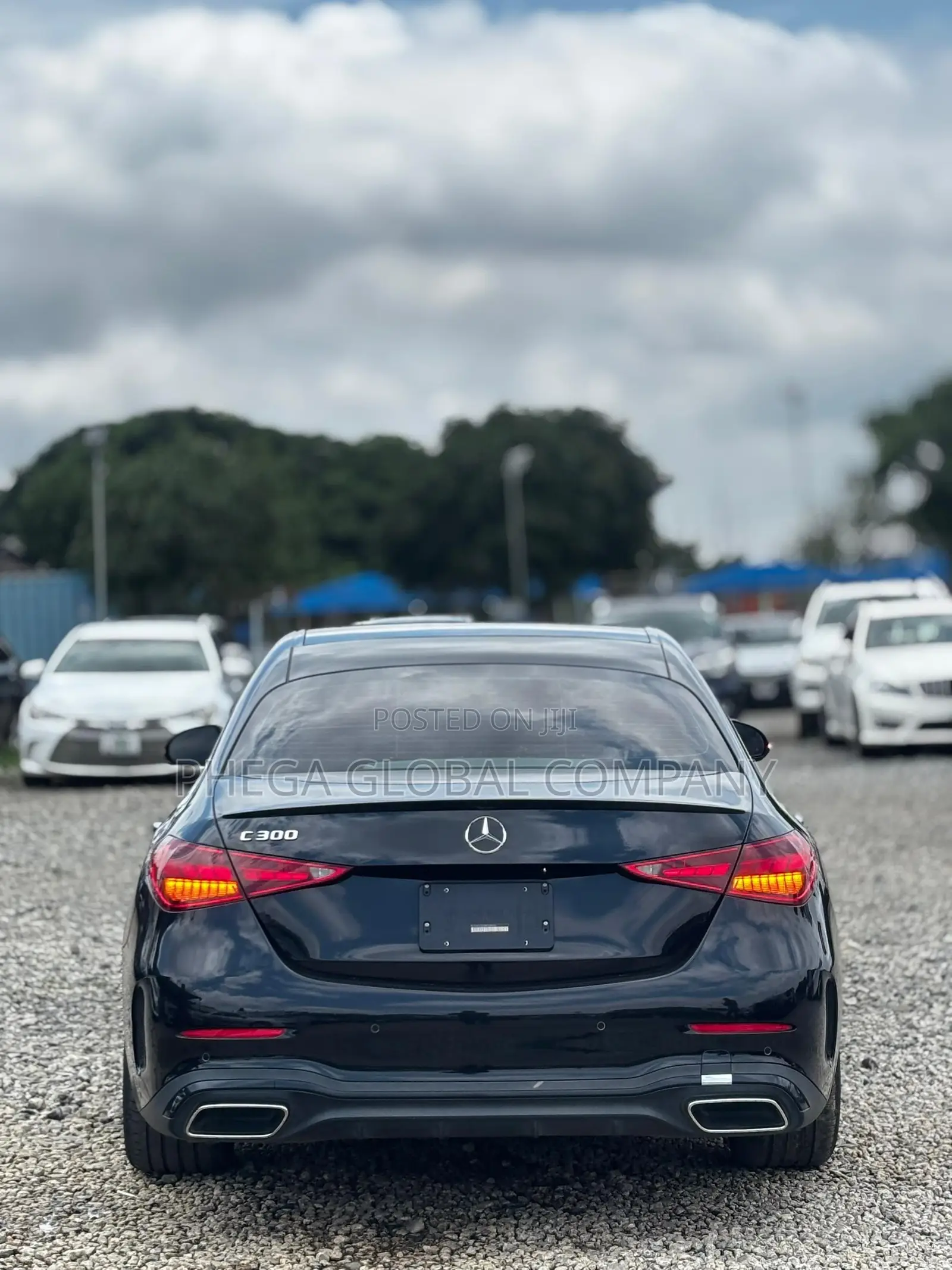 Mercedes-Benz C300 2024 Black